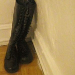High boots size 9
